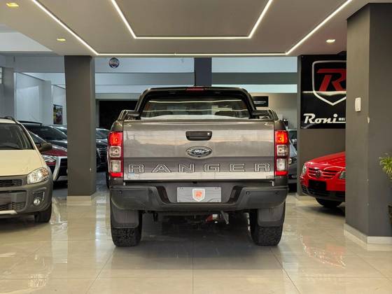 FORD RANGER 3.2 STORM 4X4 CD 20V DIESEL 4P AUTOMÁTICO